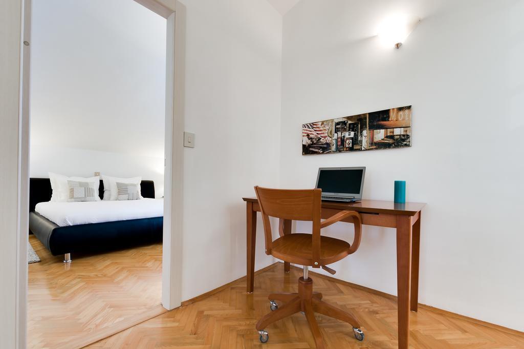 Kuca Za Odmor Kuzmanic Villa Kaštela Exteriör bild